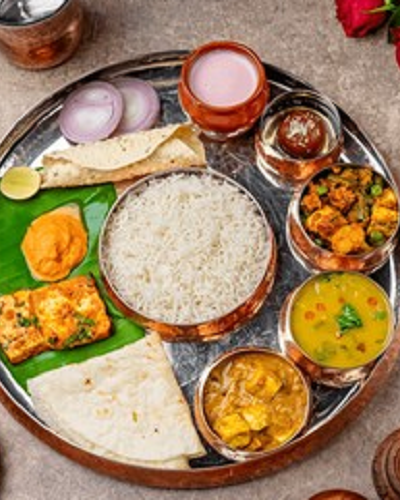 10 logo ka khana